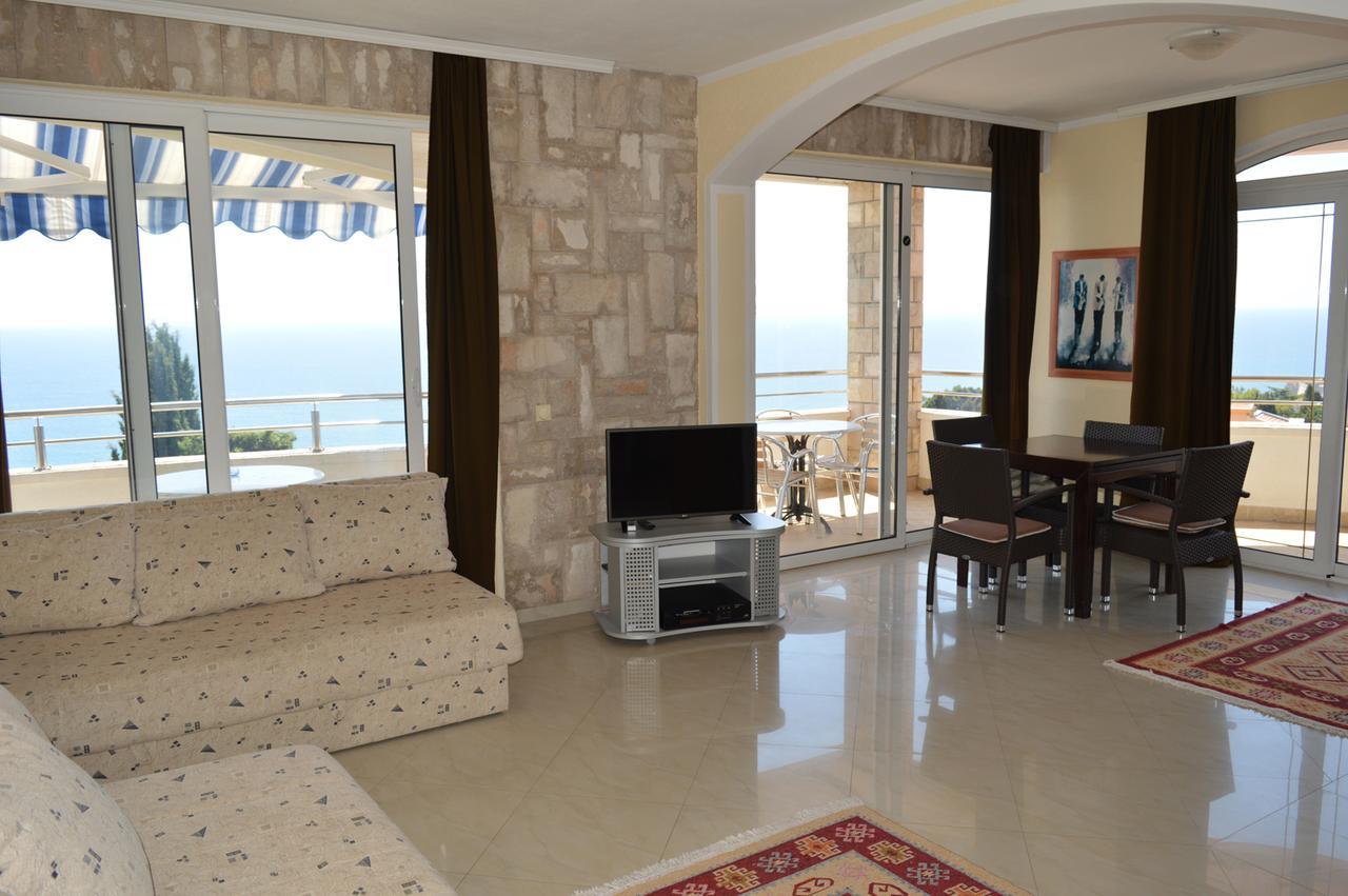 Apartments Amina Ulcinj Exterior foto